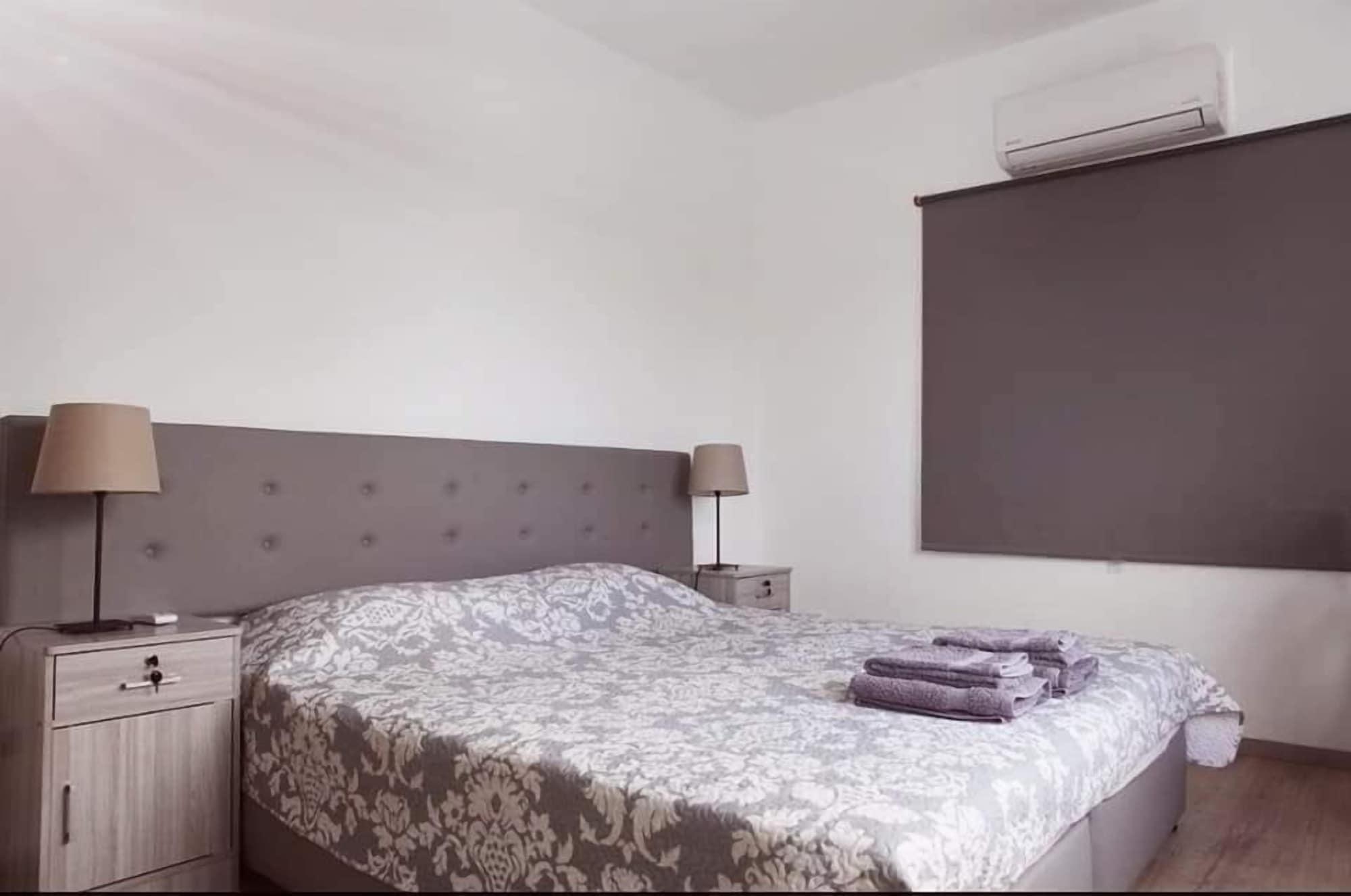 Polyxeni Hotel Apartments Limassol Luaran gambar