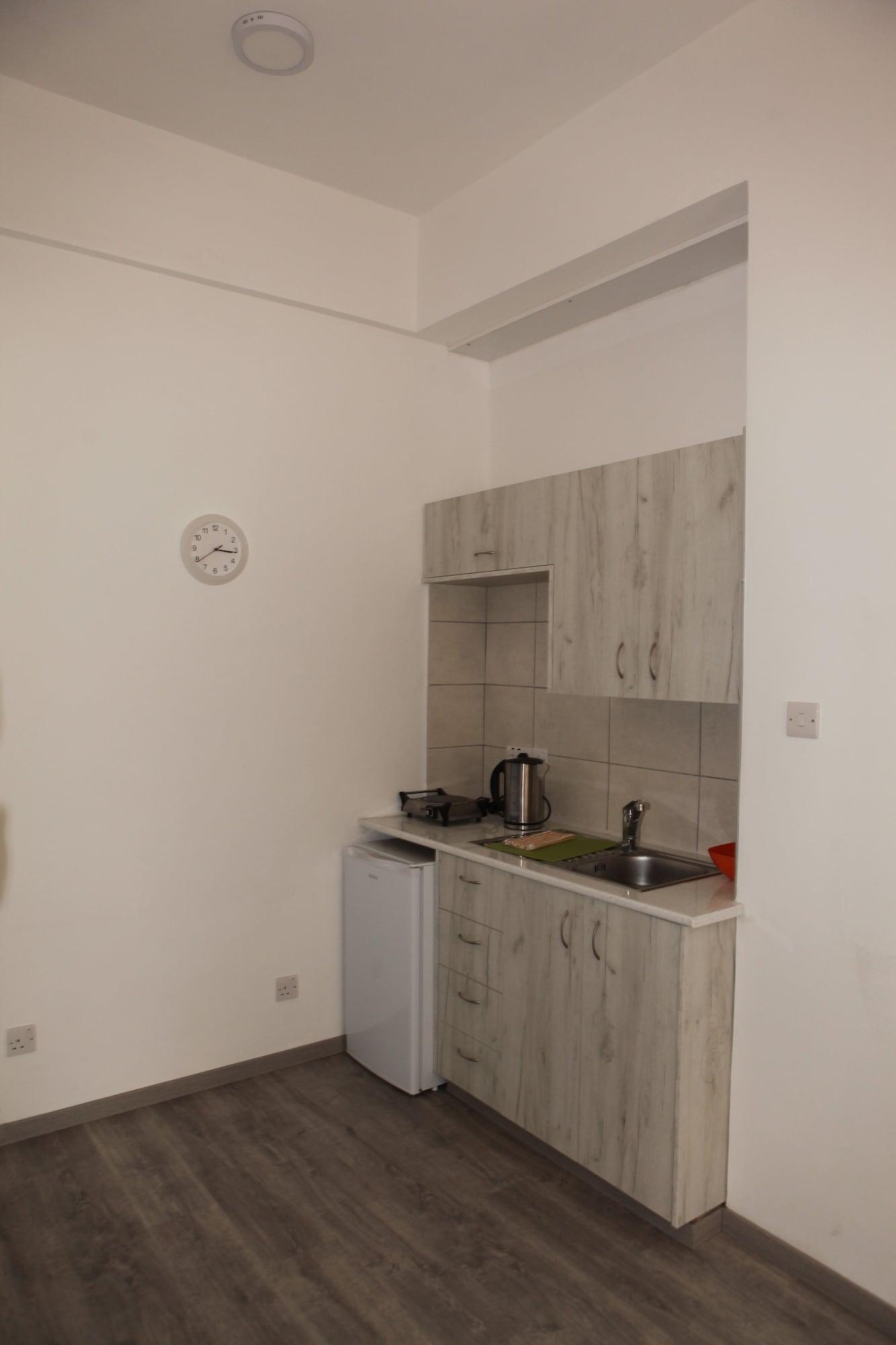 Polyxeni Hotel Apartments Limassol Luaran gambar
