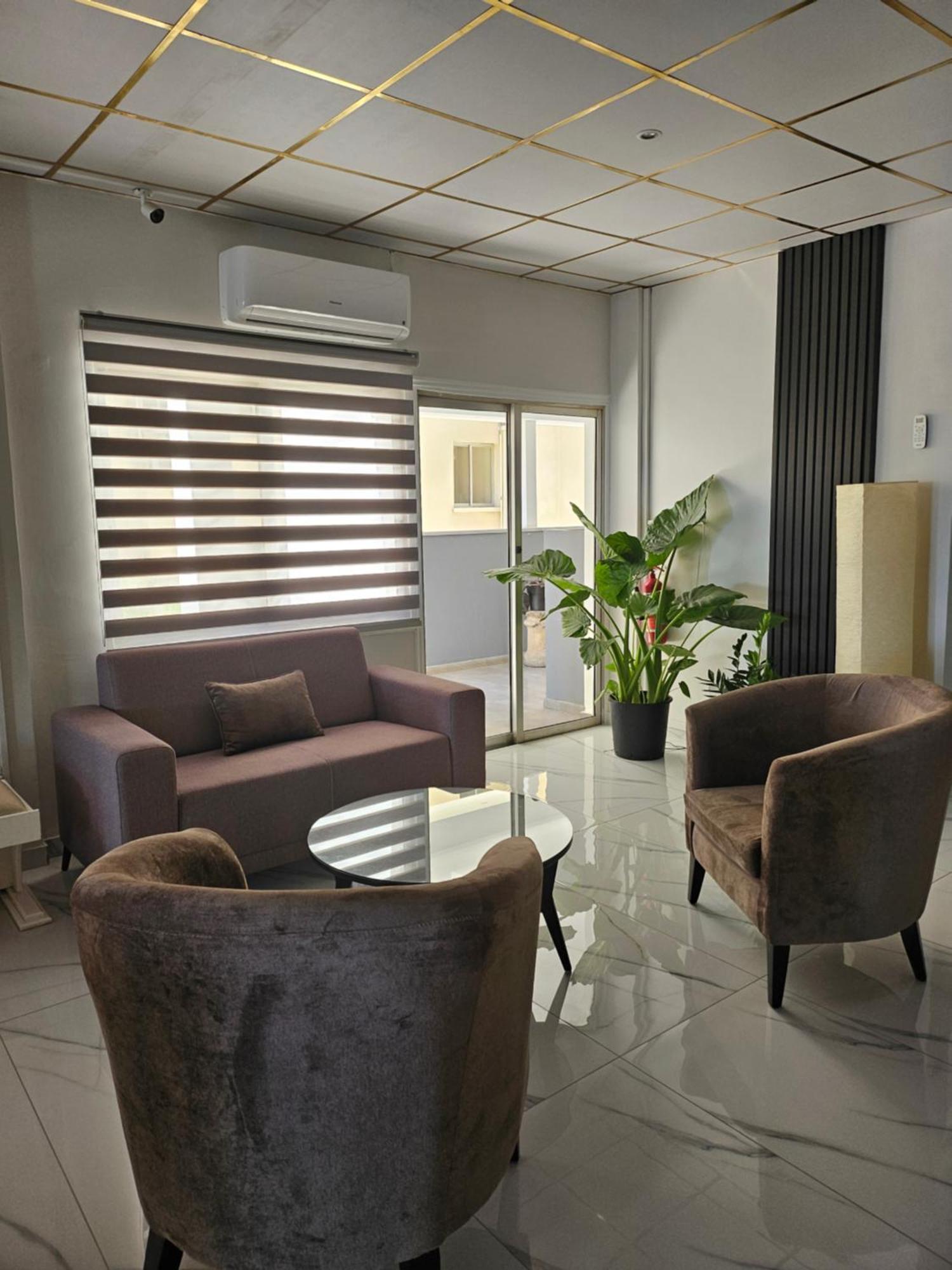 Polyxeni Hotel Apartments Limassol Luaran gambar