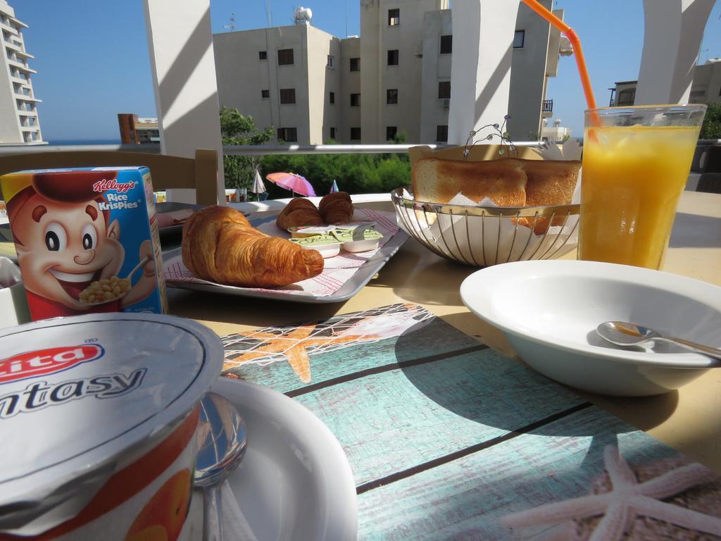 Polyxeni Hotel Apartments Limassol Luaran gambar