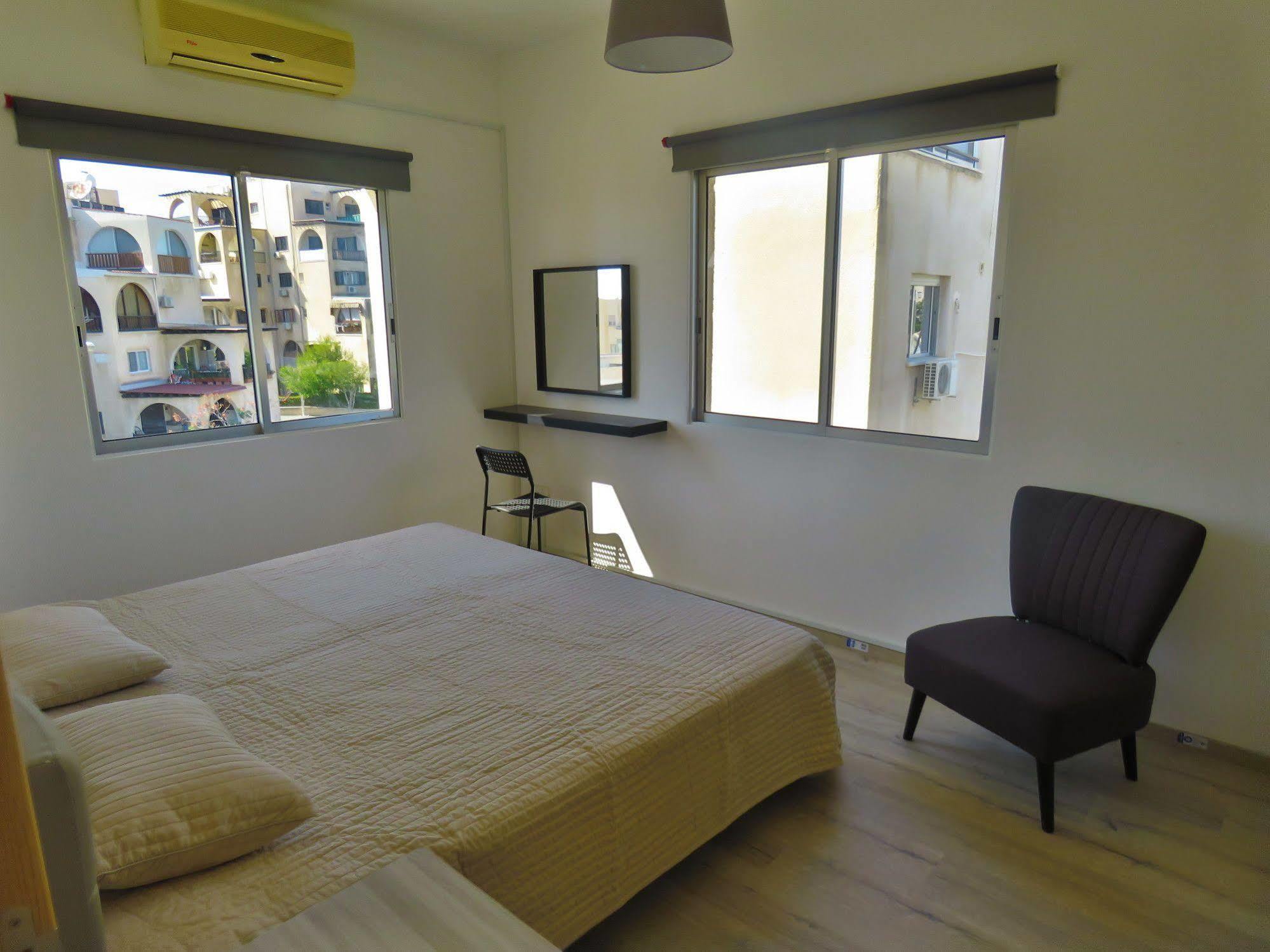 Polyxeni Hotel Apartments Limassol Luaran gambar